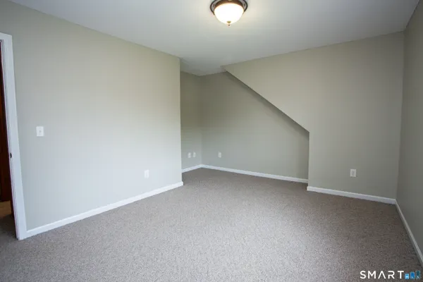 $314,900 | 66 Woodcock Court, Unit 66, Windsor Locks, CT 06096