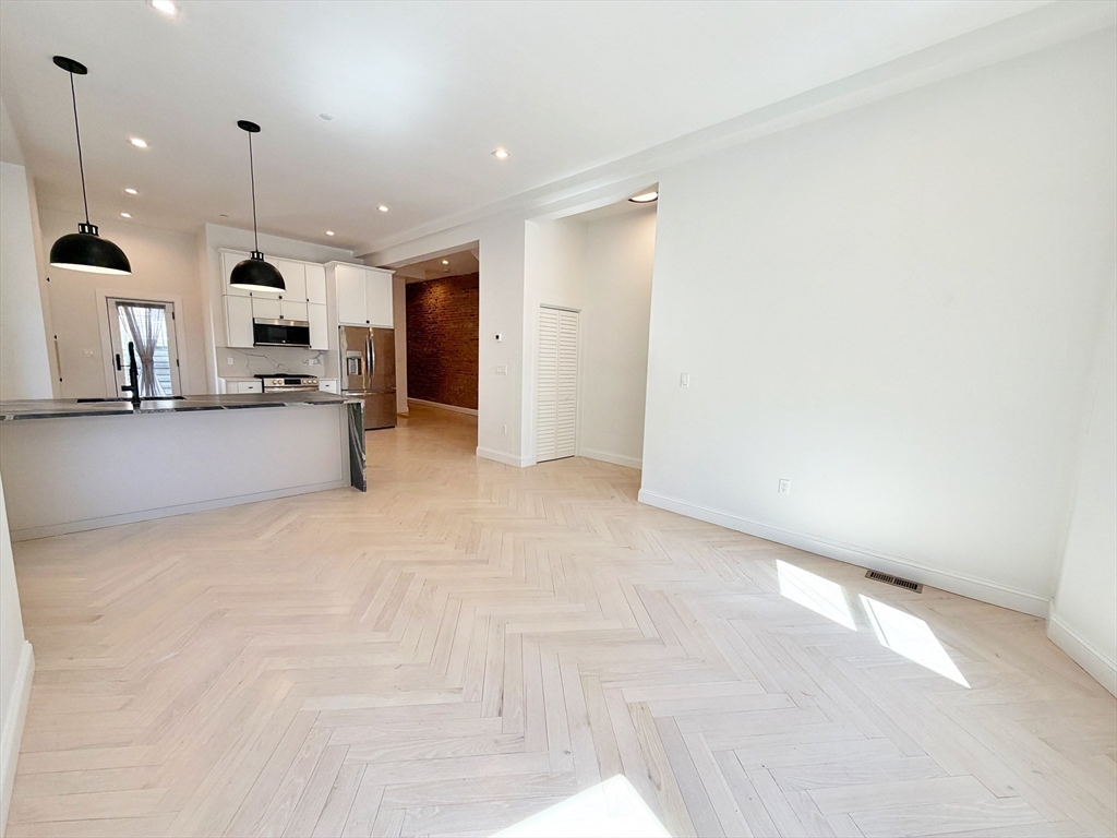182 Webster Street, Unit 1 Boston, MA 02128 - Photo 16 of 41