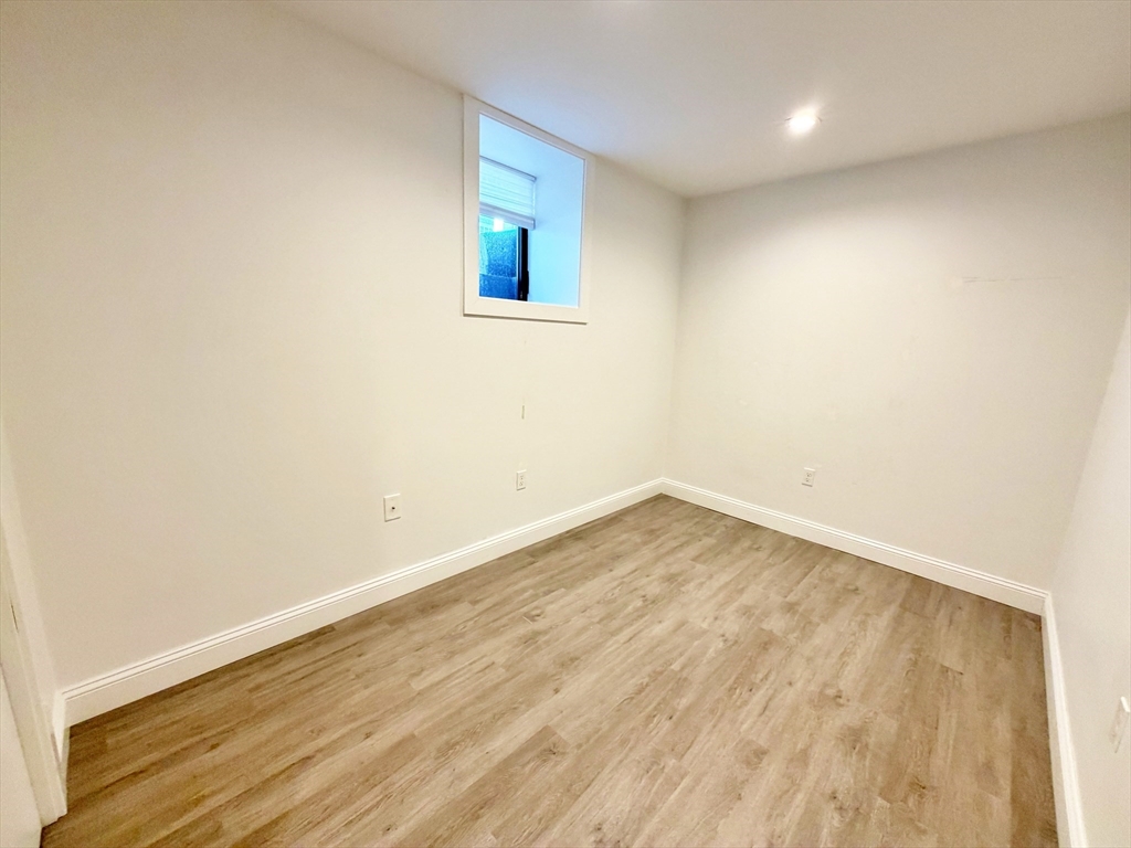 182 Webster Street, Unit 1 Boston, MA 02128 - Photo 38 of 41
