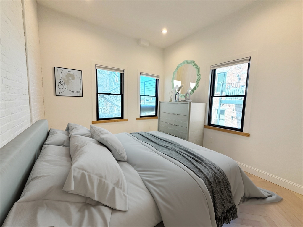 182 Webster Street, Unit 1 Boston, MA 02128 - Photo 5 of 41