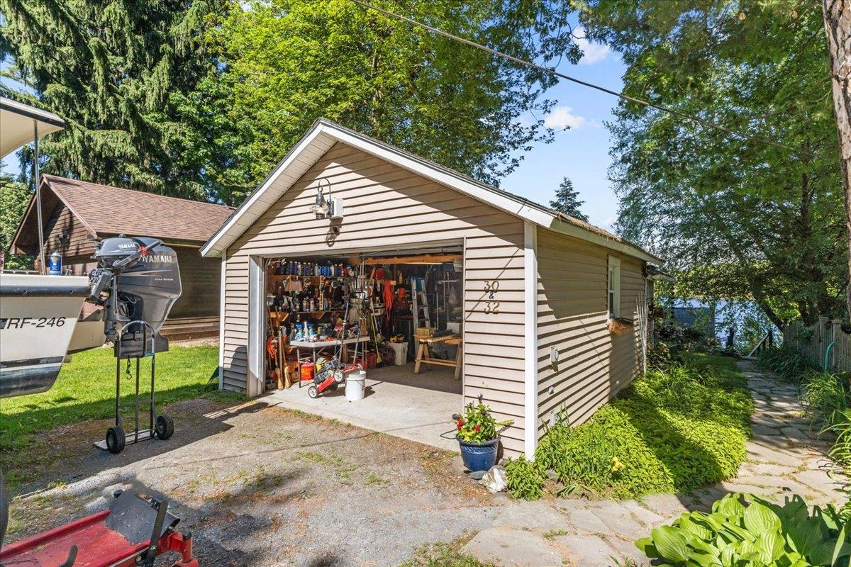 32 Spauldings E Shore Road Colchester, VT 05446 - Photo 3 of 40 Gallery Image 3