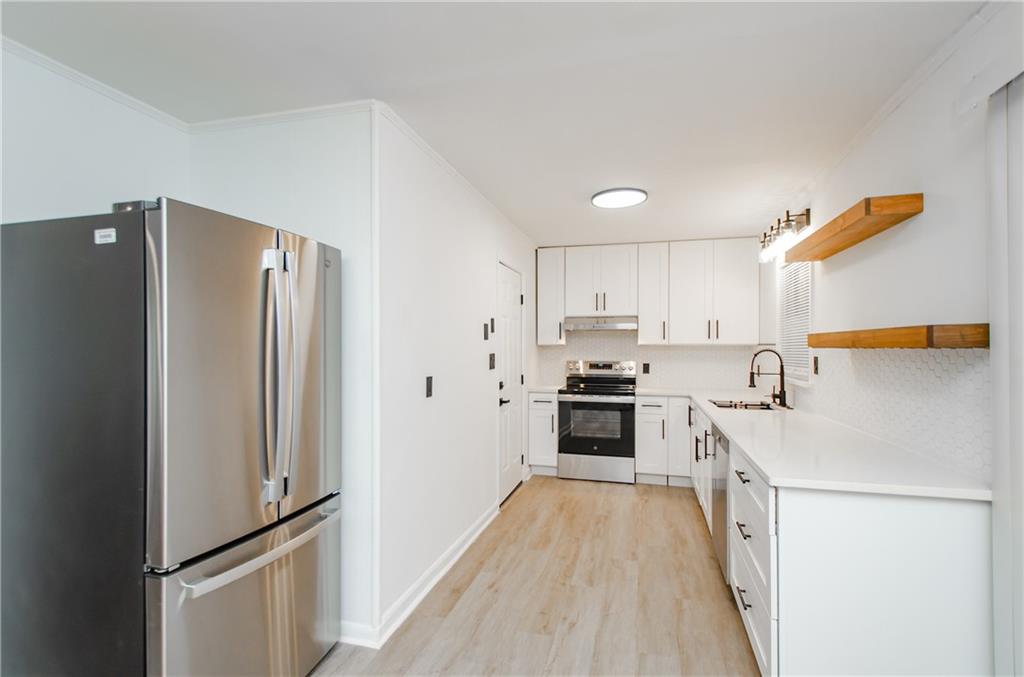 3833 Wedgefield Circle Decatur, GA 30035 - Photo 17 of 35