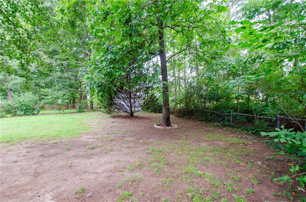 3833 Wedgefield Circle Decatur, GA 30035 - Photo 9 of 35