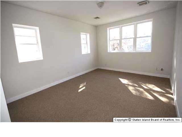 83 Harbor Road Staten Island, NY 10303 - Photo 12 of 17 Additional Photo