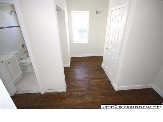 83 Harbor Road Staten Island, NY 10303 - Photo 5 of 17 Additional Photo