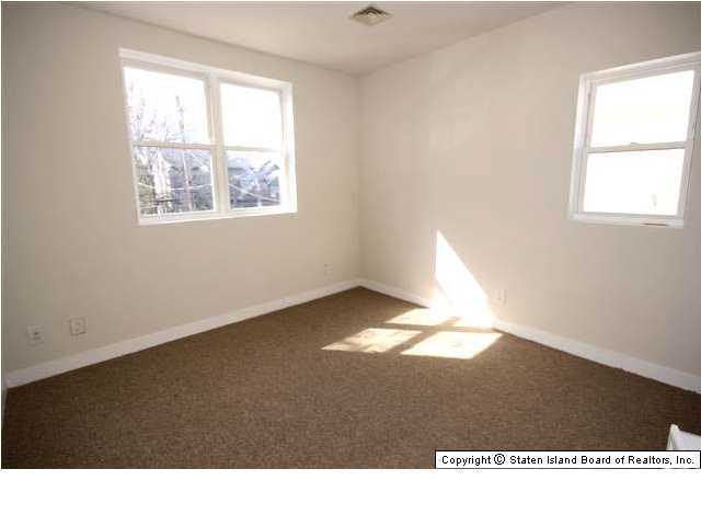 83 Harbor Road Staten Island, NY 10303 - Photo 9 of 17 Additional Photo