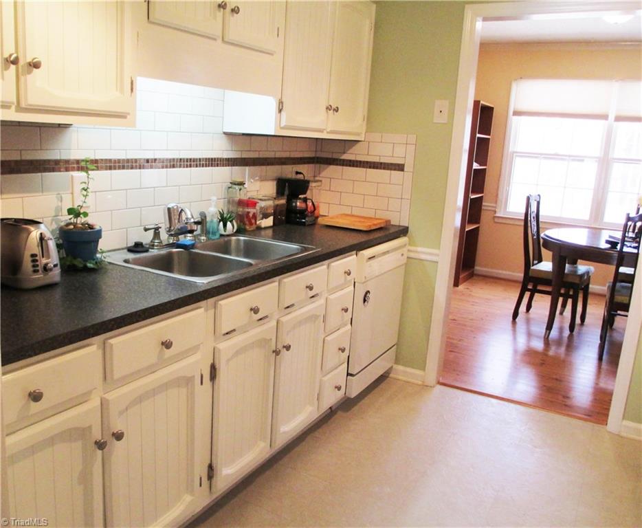 5002 Tower Road, Unit B Greensboro, NC 27410 - Photo 4 of 16 Gallery Image 4