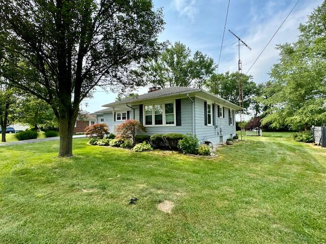 5865 Troy Road Springfield, OH 45502 - Photo 2 of 27