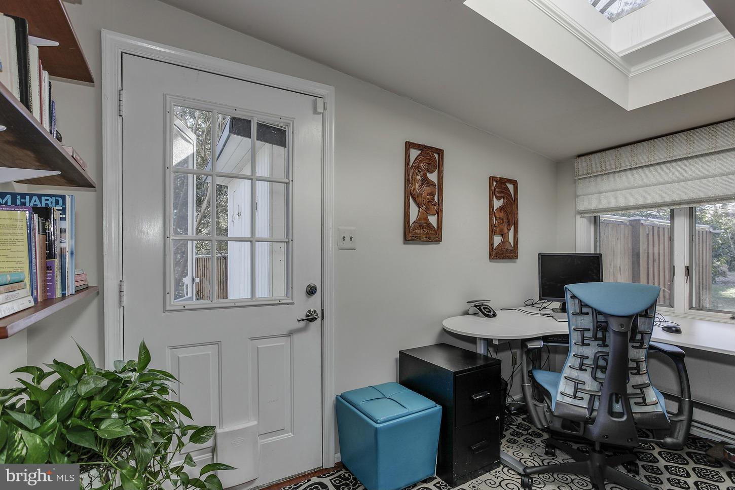 3019 Pine Spring Road Falls Church, VA 22042 - Photo 18 of 30 Interior (General)