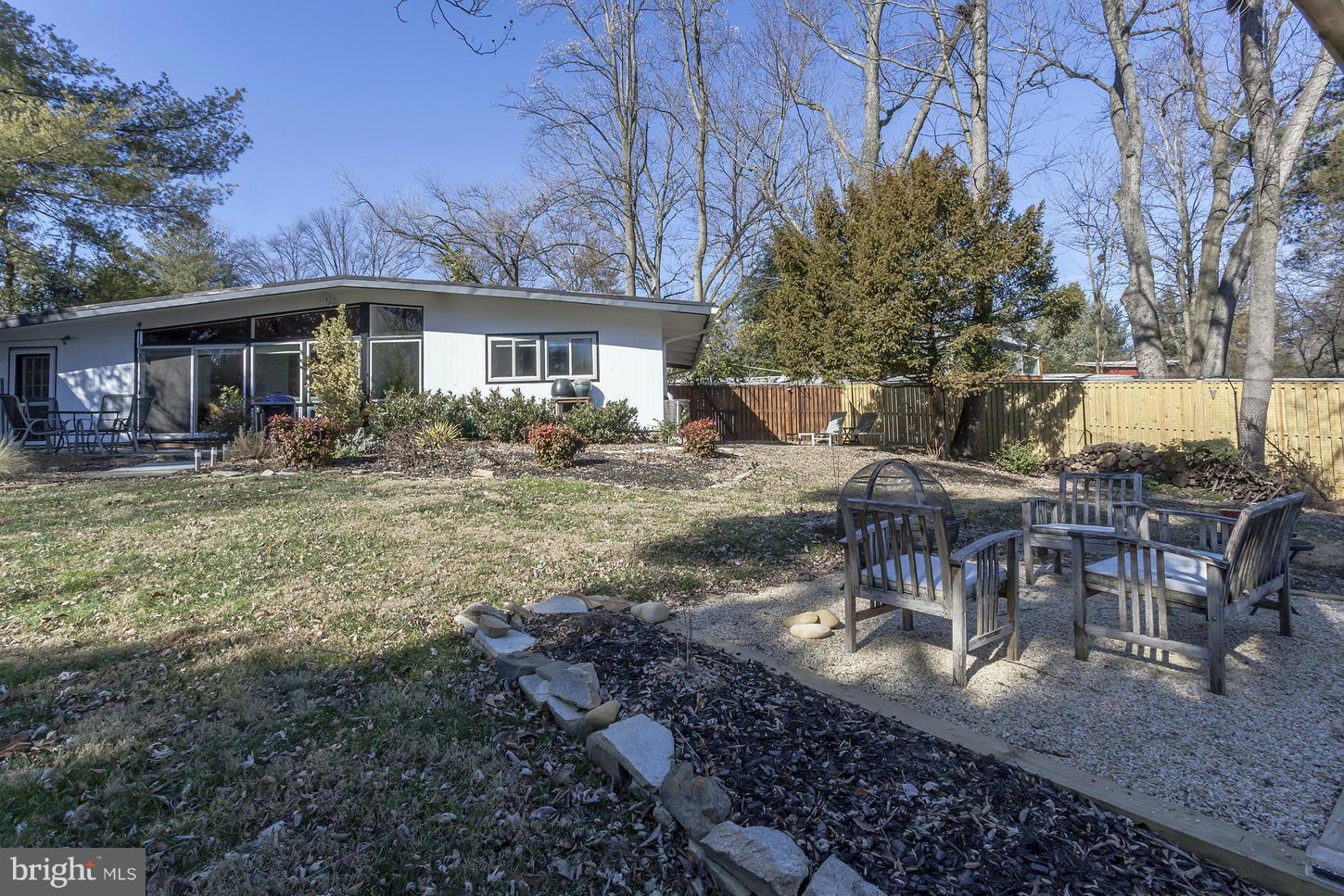 3019 Pine Spring Road Falls Church, VA 22042 - Photo 24 of 30 Exterior (Rear)