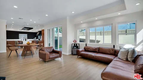 $2,000,000 | 5136 Berryman Avenue, Culver City, CA 90230