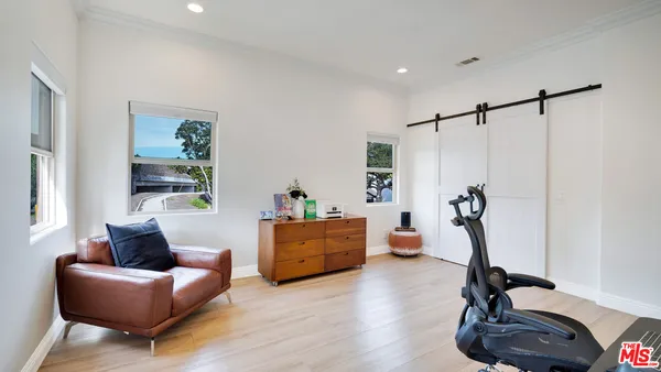 $2,000,000 | 5136 Berryman Avenue, Culver City, CA 90230