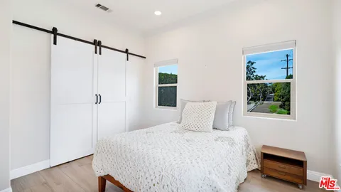 $2,000,000 | 5136 Berryman Avenue, Culver City, CA 90230