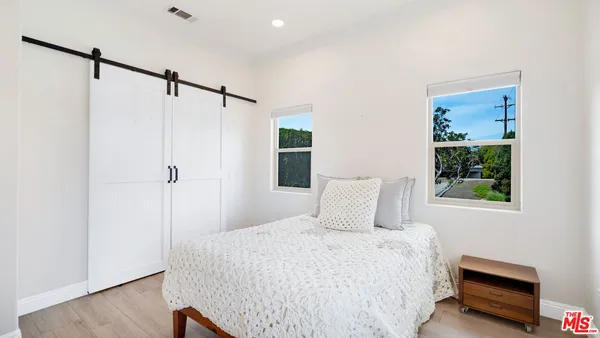 $2,000,000 | 5136 Berryman Avenue, Culver City, CA 90230