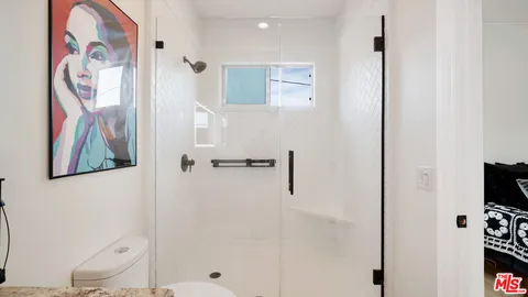 $2,000,000 | 5136 Berryman Avenue, Culver City, CA 90230