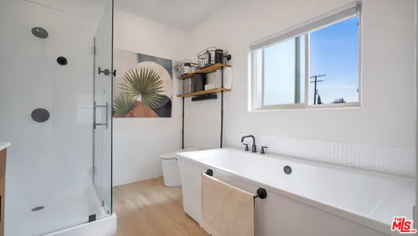 $2,000,000 | 5136 Berryman Avenue, Culver City, CA 90230