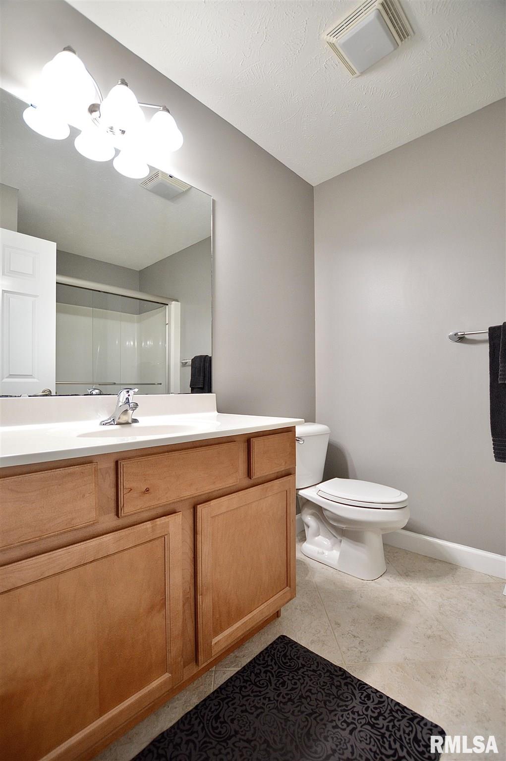 4415 Castle Pines Drive Springfield, IL 62711 - Photo 15 of 31 Gallery Image 15