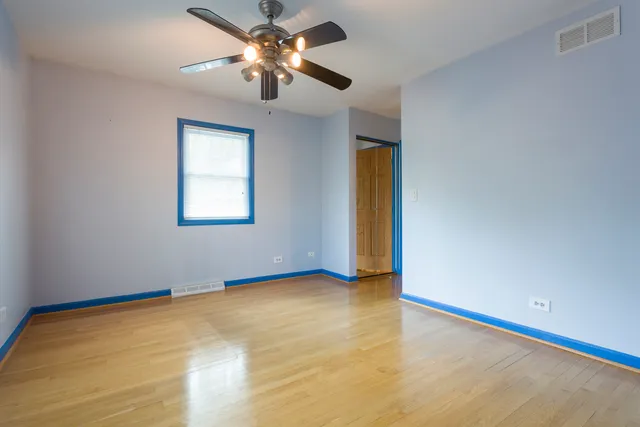 $3,200 | 1301 North Northwest Highway, Park Ridge, IL 60068