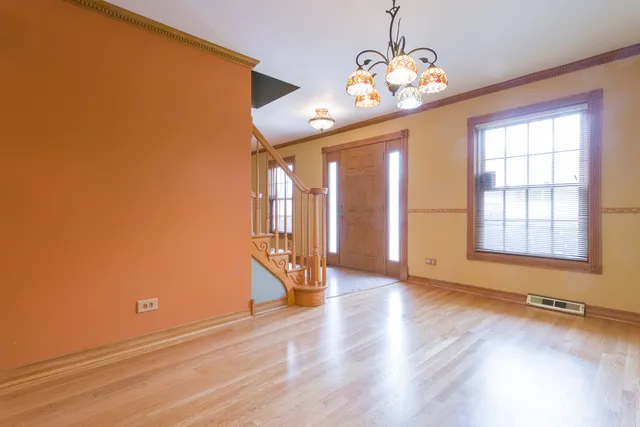 $3,200 | 1301 North Northwest Highway, Park Ridge, IL 60068