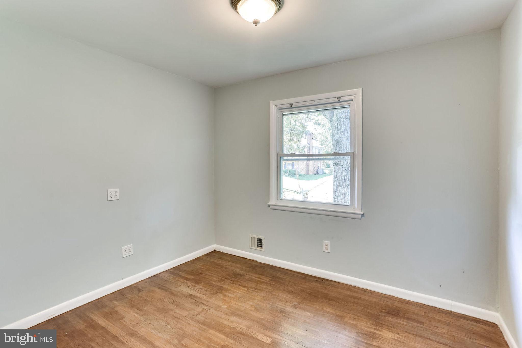 8408 Chervil Road Lanham, MD 20706 - Photo 19 of 31 Bedroom 2