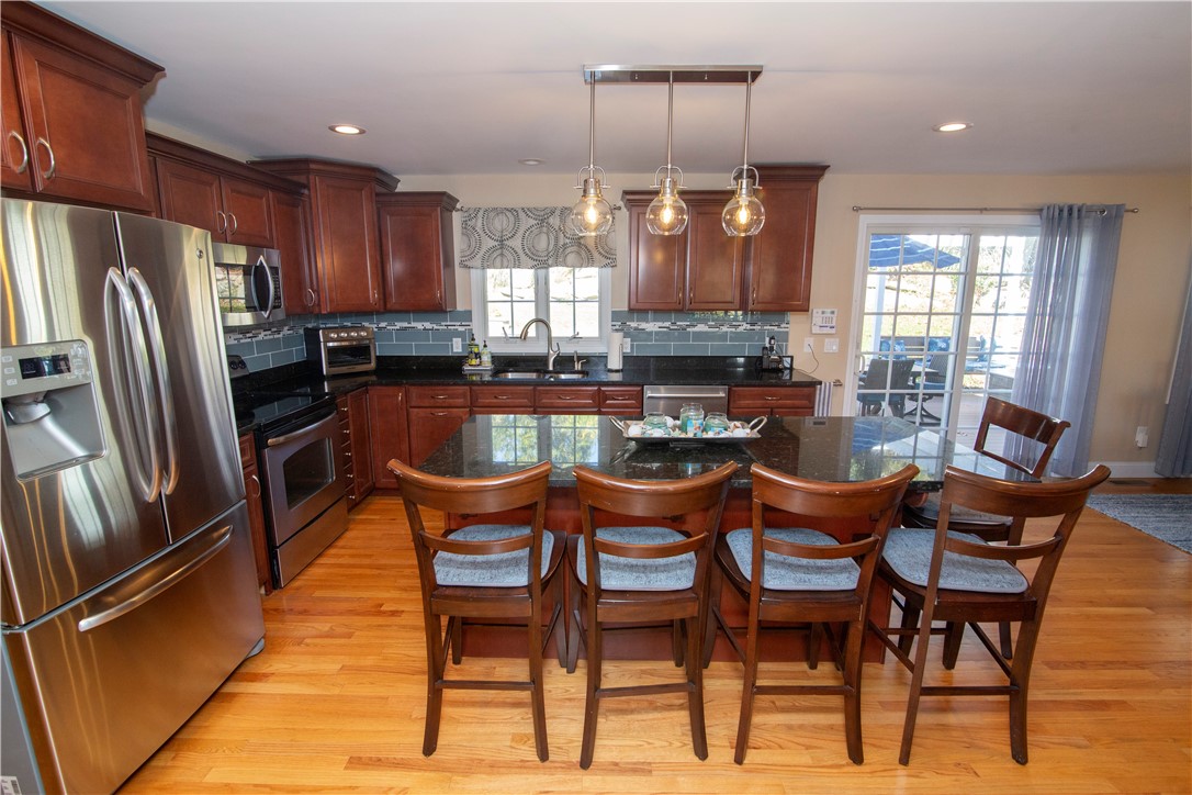 5 Randeau Passage Westerly, RI 02891 - Photo 9 of 37