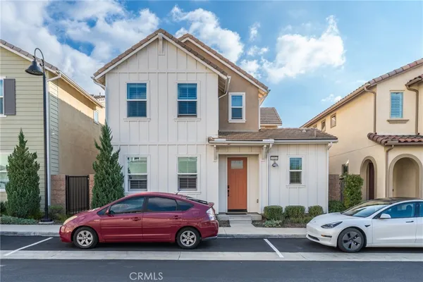 $658,888 | 6914 Stonecrop Lane, Fontana, CA 92336