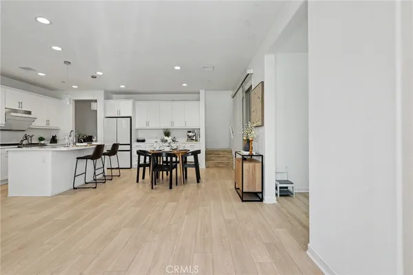 $658,888 | 6914 Stonecrop Lane, Fontana, CA 92336