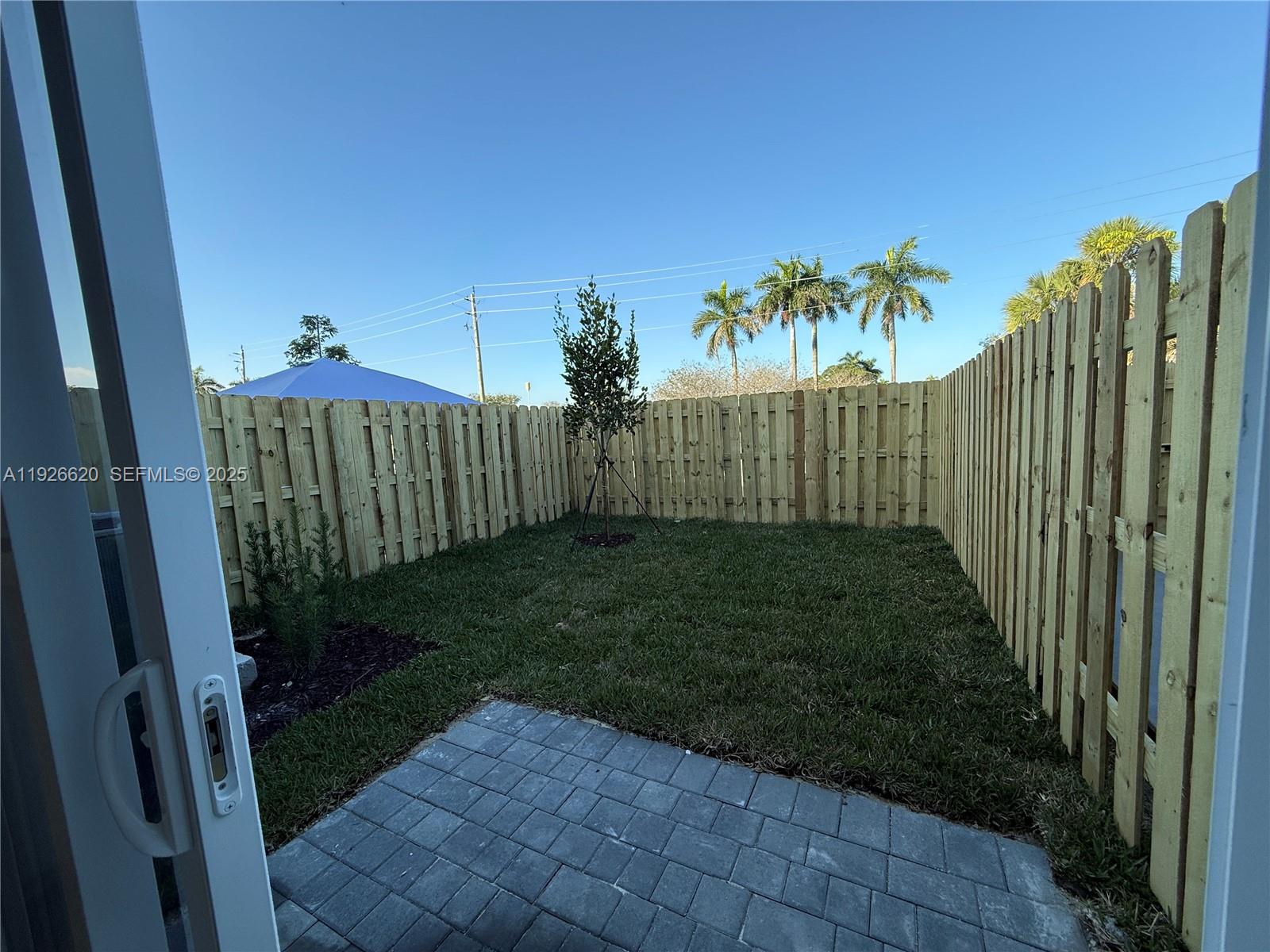 26846 Southwest 121st Court Homestead, FL 33032 - Photo 12 of 37 a view of a garden