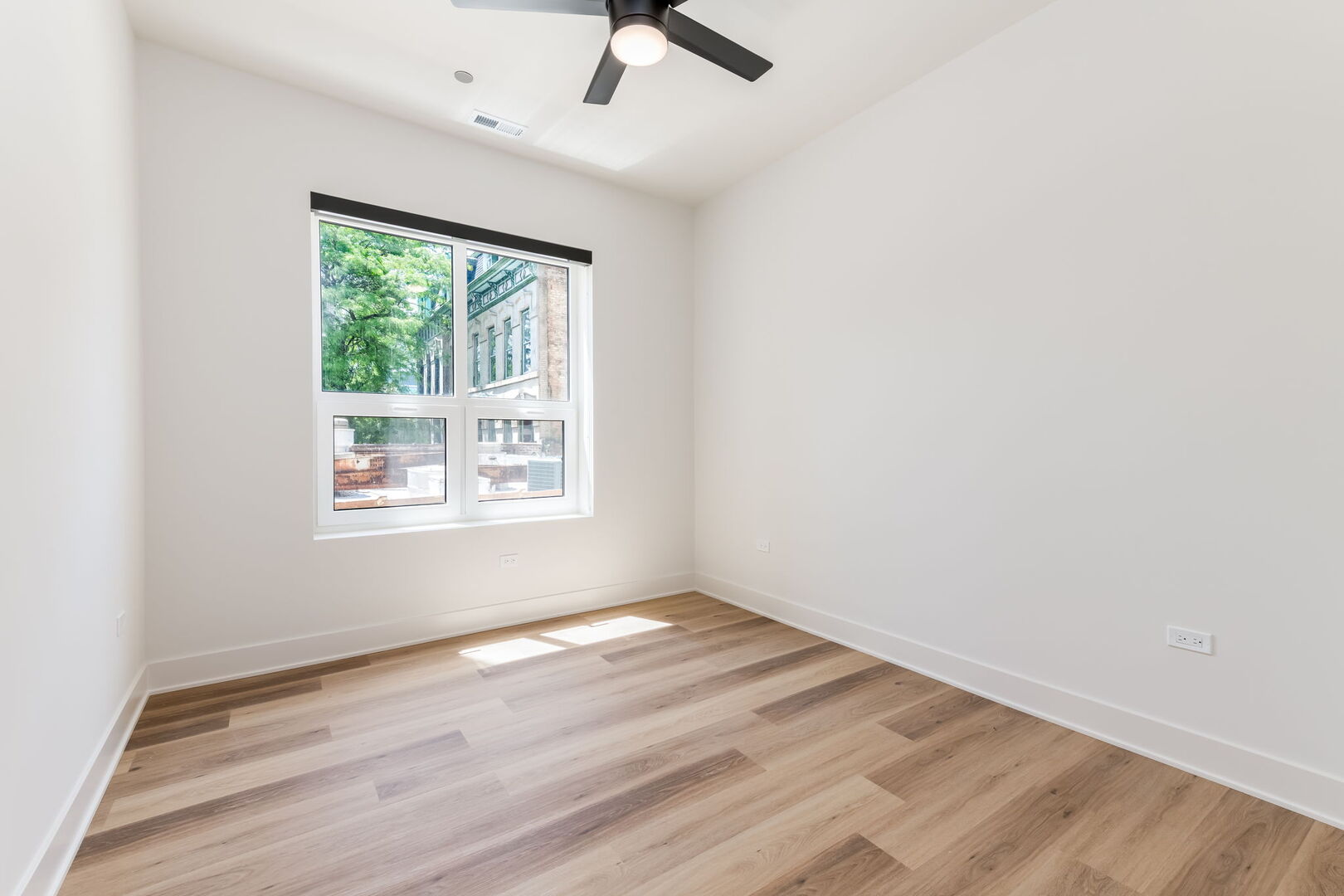 224 South Ashland Avenue, Unit 201 Chicago, IL 60607 - Photo 16 of 21