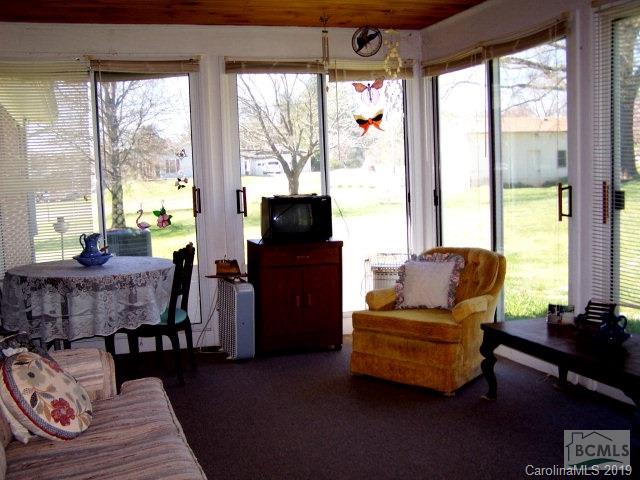 5122 Jenkins Road Morganton, NC 28655 - Photo 13 of 27