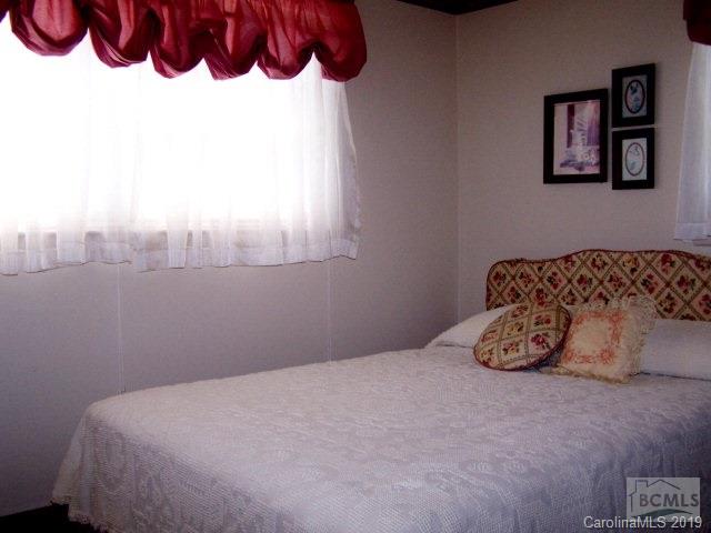 5122 Jenkins Road Morganton, NC 28655 - Photo 8 of 27