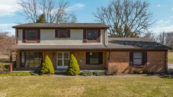 $480,000 | 71800 Coon Creek Road, Armada, MI 48005