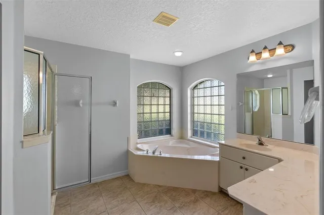 $1,800 | 26908 Honeymoon Avenue, Leesburg, FL 34748