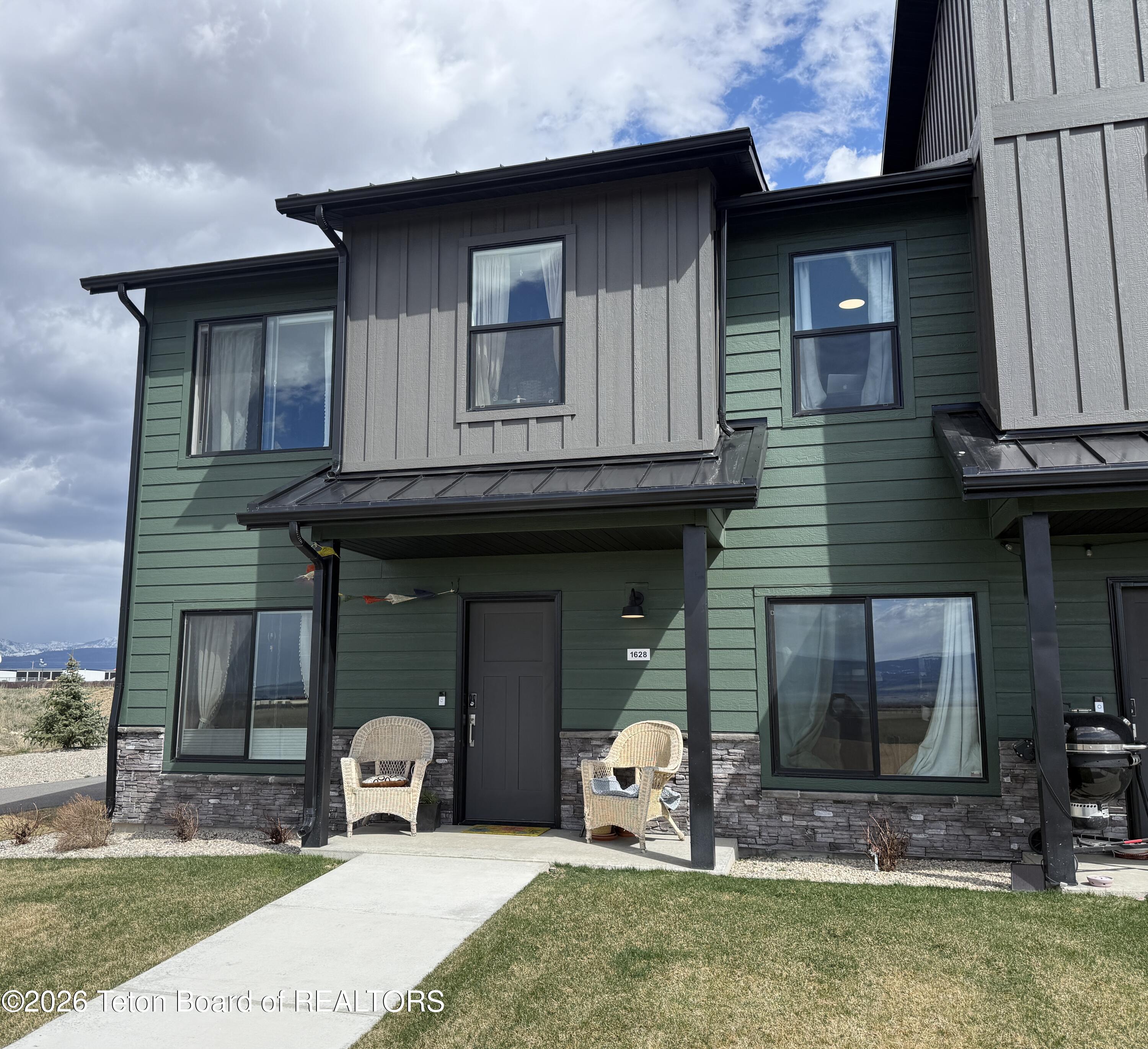 1628 Hubbard Way Driggs, ID 83422 - Photo 2 of 43 IMG_1909