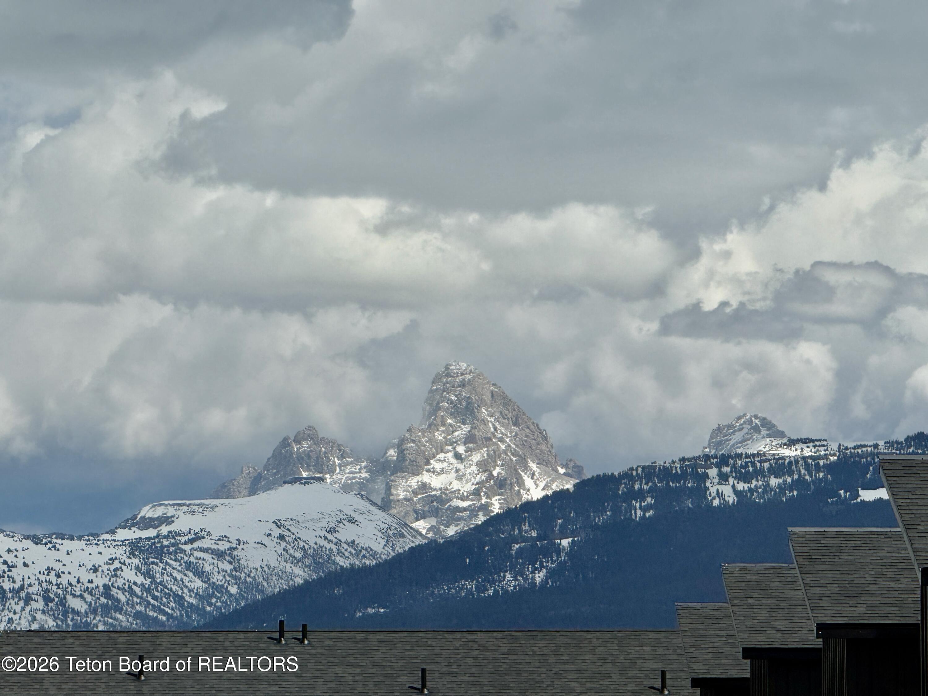 1628 Hubbard Way Driggs, ID 83422 - Photo 29 of 43 IMG_1897