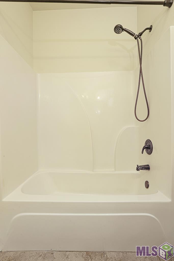 17848 Waterloo Drive Baton Rouge, LA 70817 - Photo 15 of 28