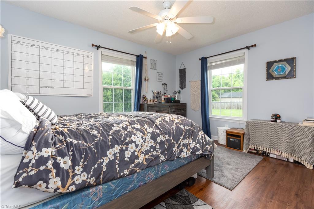 1550 Lake Road Thomasville, NC 27360 - Photo 15 of 31 Gallery Image 15