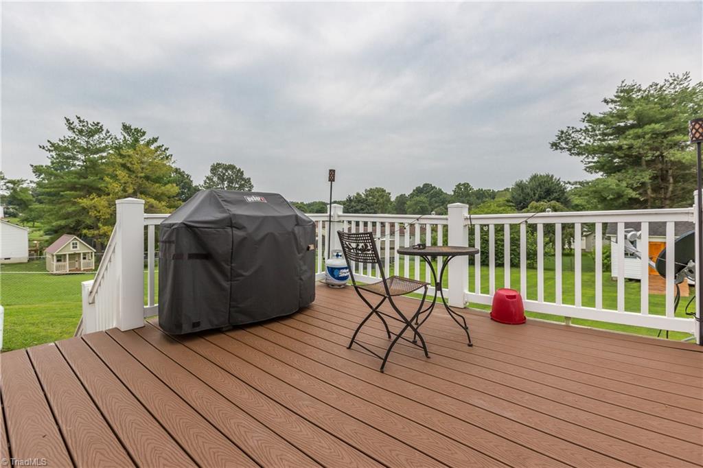 1550 Lake Road Thomasville, NC 27360 - Photo 26 of 31 Gallery Image 26