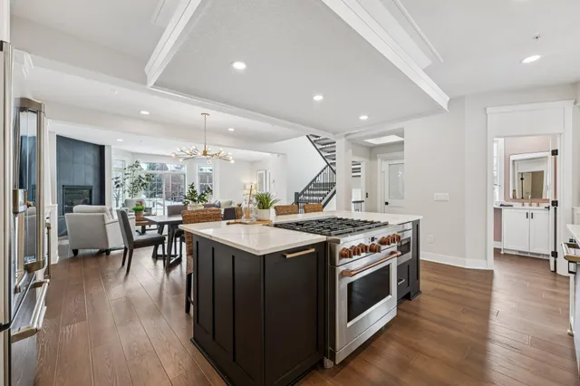 $1,068,900 | 10814 Falling Water Lane, Unit D, Woodbury, MN 55129