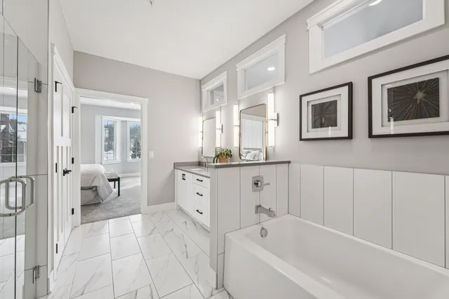 $1,068,900 | 10814 Falling Water Lane, Unit D, Woodbury, MN 55129