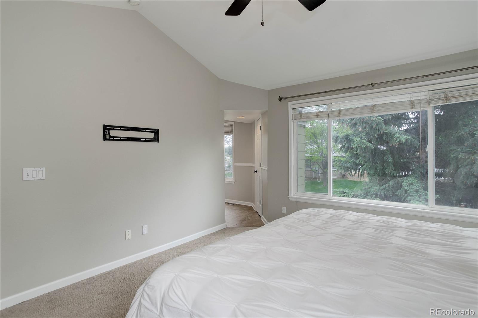 8652 Aberdeen Circle Highlands Ranch, CO 80130 - Photo 22 of 35