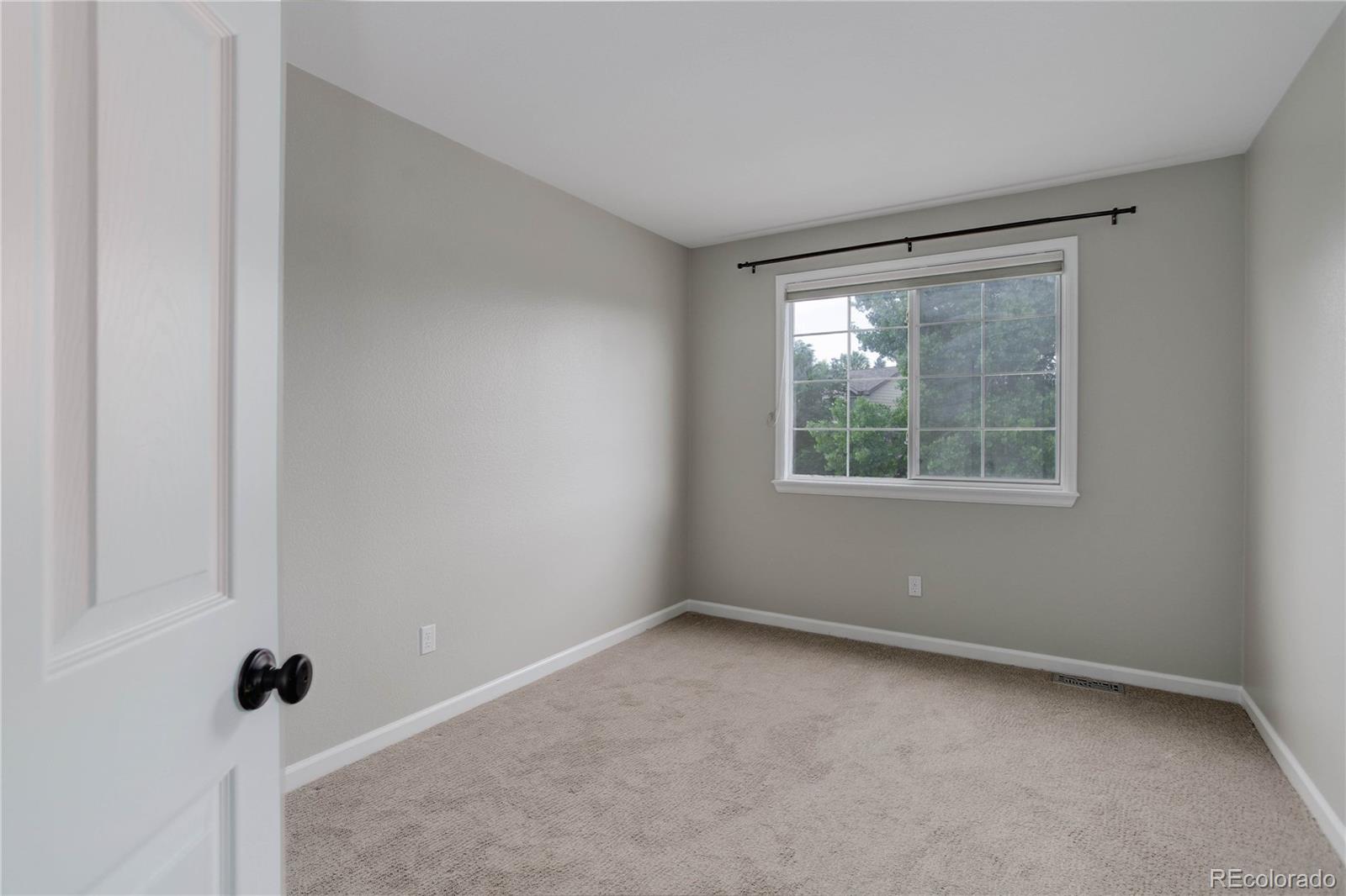 8652 Aberdeen Circle Highlands Ranch, CO 80130 - Photo 25 of 35
