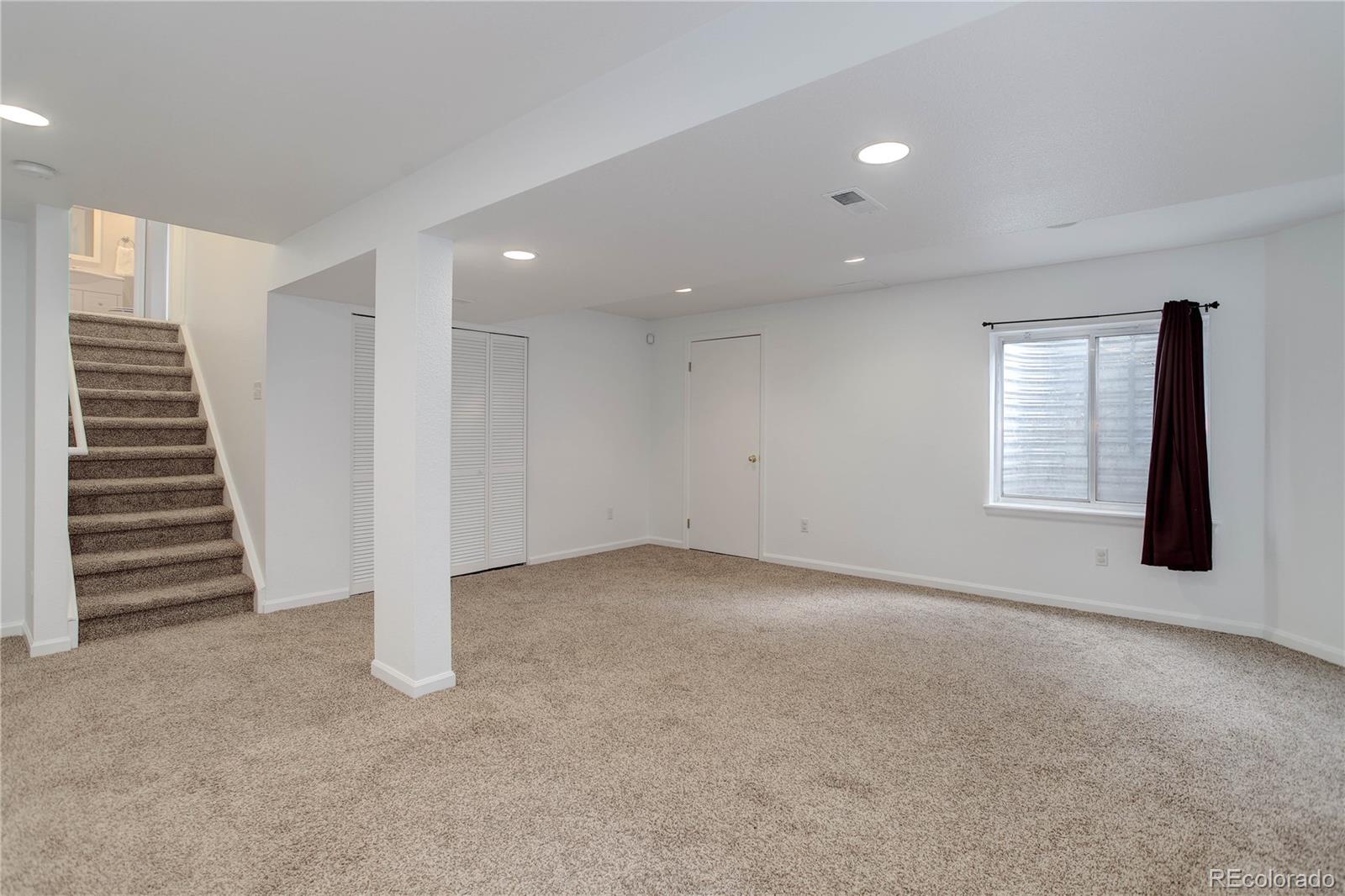 8652 Aberdeen Circle Highlands Ranch, CO 80130 - Photo 30 of 35