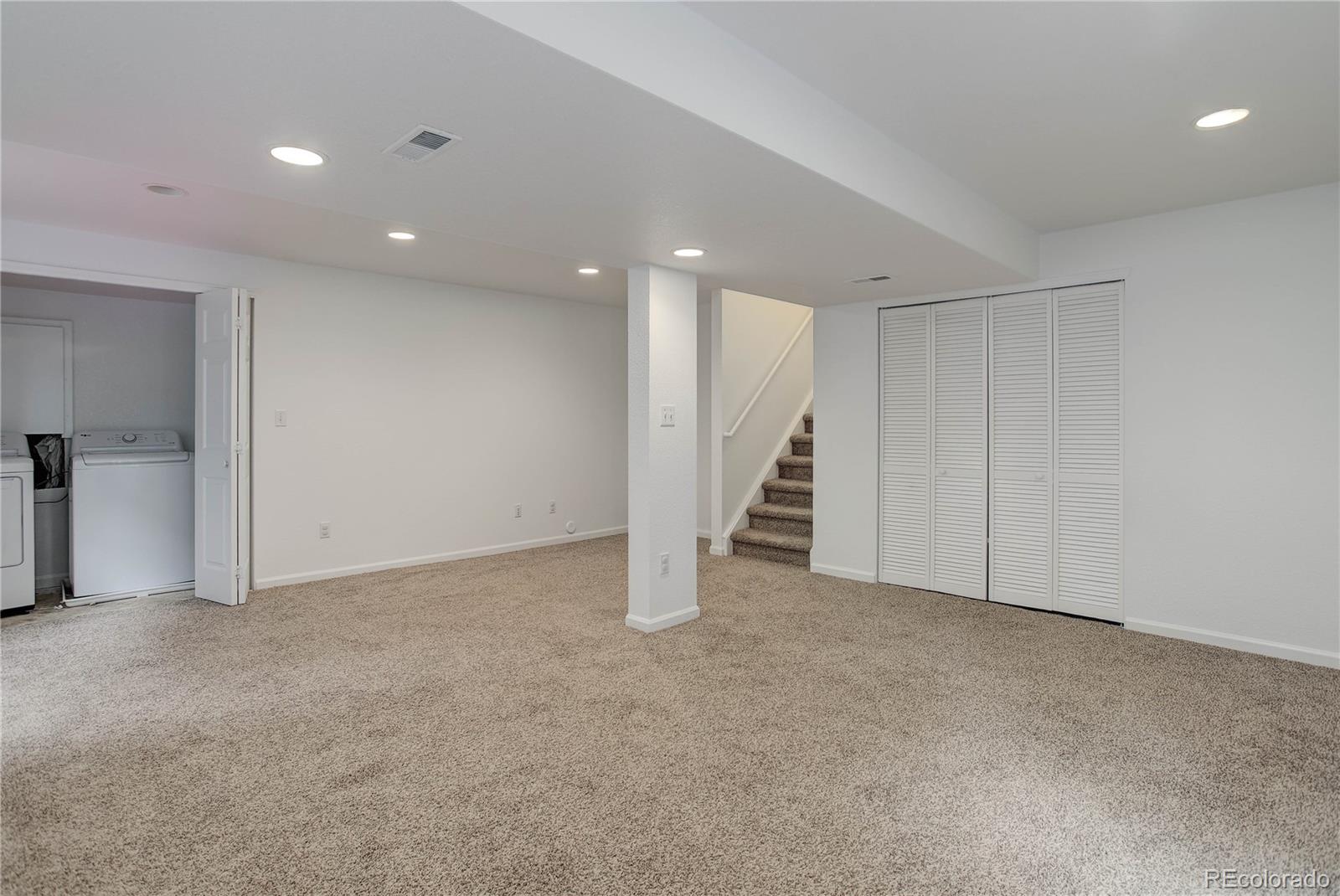 8652 Aberdeen Circle Highlands Ranch, CO 80130 - Photo 31 of 35