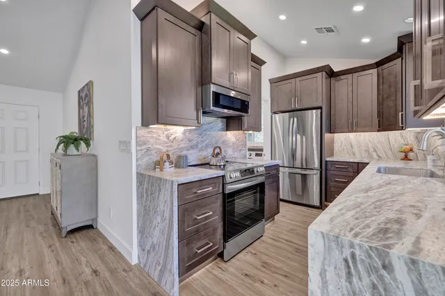 $525,000 | 1362 East Wickieup Lane, Phoenix, AZ 85024