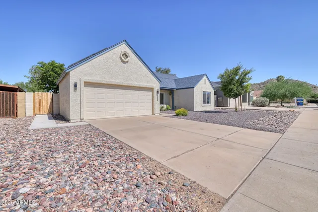 $525,000 | 1362 East Wickieup Lane, Phoenix, AZ 85024