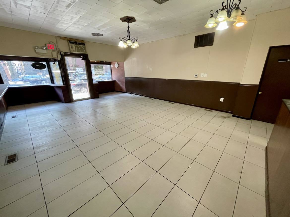 1140 West Taylor Street Chicago, IL 60607 - Photo 4 of 12 Gallery Image 4