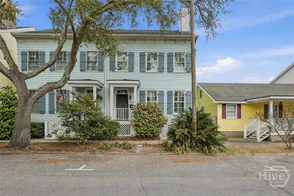 $1,100,000 | 536 East Harris Street, Savannah, GA 31401