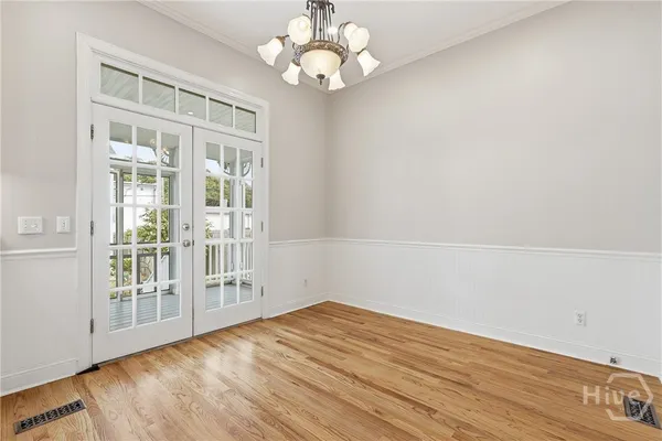 $1,100,000 | 536 East Harris Street, Savannah, GA 31401