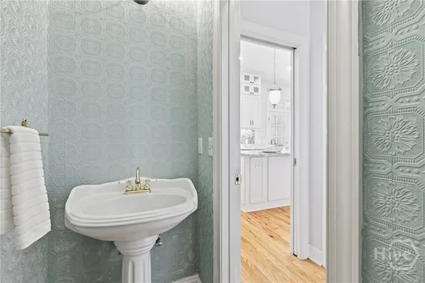 $1,100,000 | 536 East Harris Street, Savannah, GA 31401